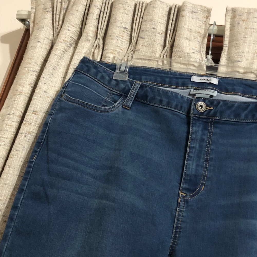 Catherines Stretch Denim Jegging With Pockets - 1X - Picture 2 of 7